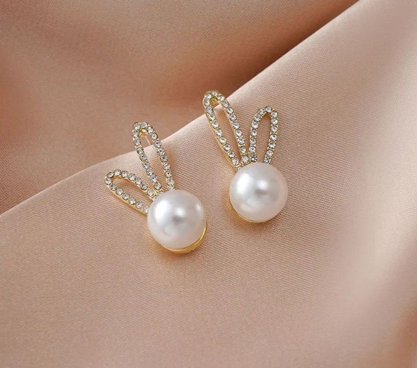 Rabbit Ear Earring