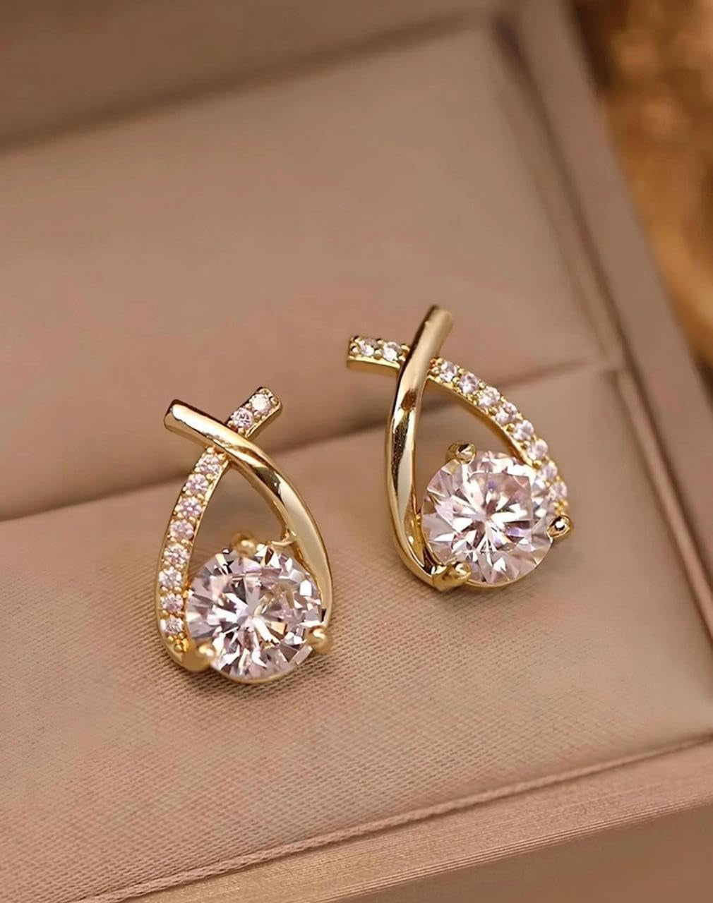 Faux Pearl and Crystal Rhinestone Earring